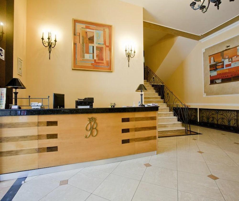 The Stay Boutique Hotel Central Square - Free Compliments - Free Wi-Fi - Top Location - Nearby Paid Parking Φιλιππούπολη Εξωτερικό φωτογραφία